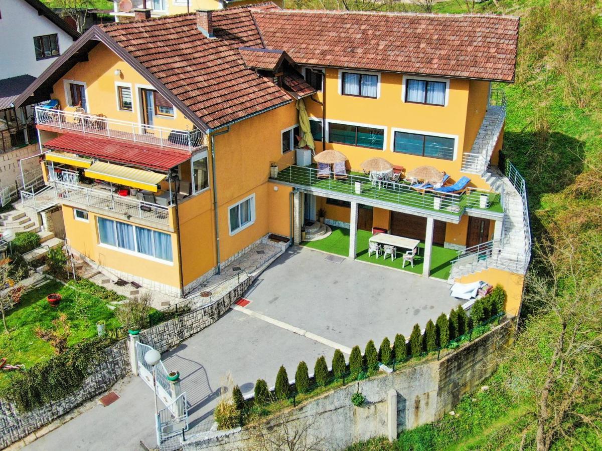 Hotel Lola'S House Jajce Exterior foto